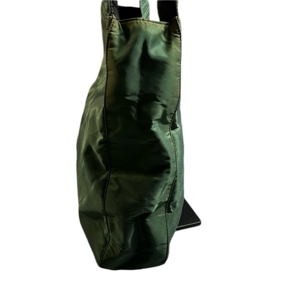 PRADA LUX Emerald/Olive GREEN Tessuto NYLON Lucite Clasp Shoulder 
RARE - Picture 5 of 13